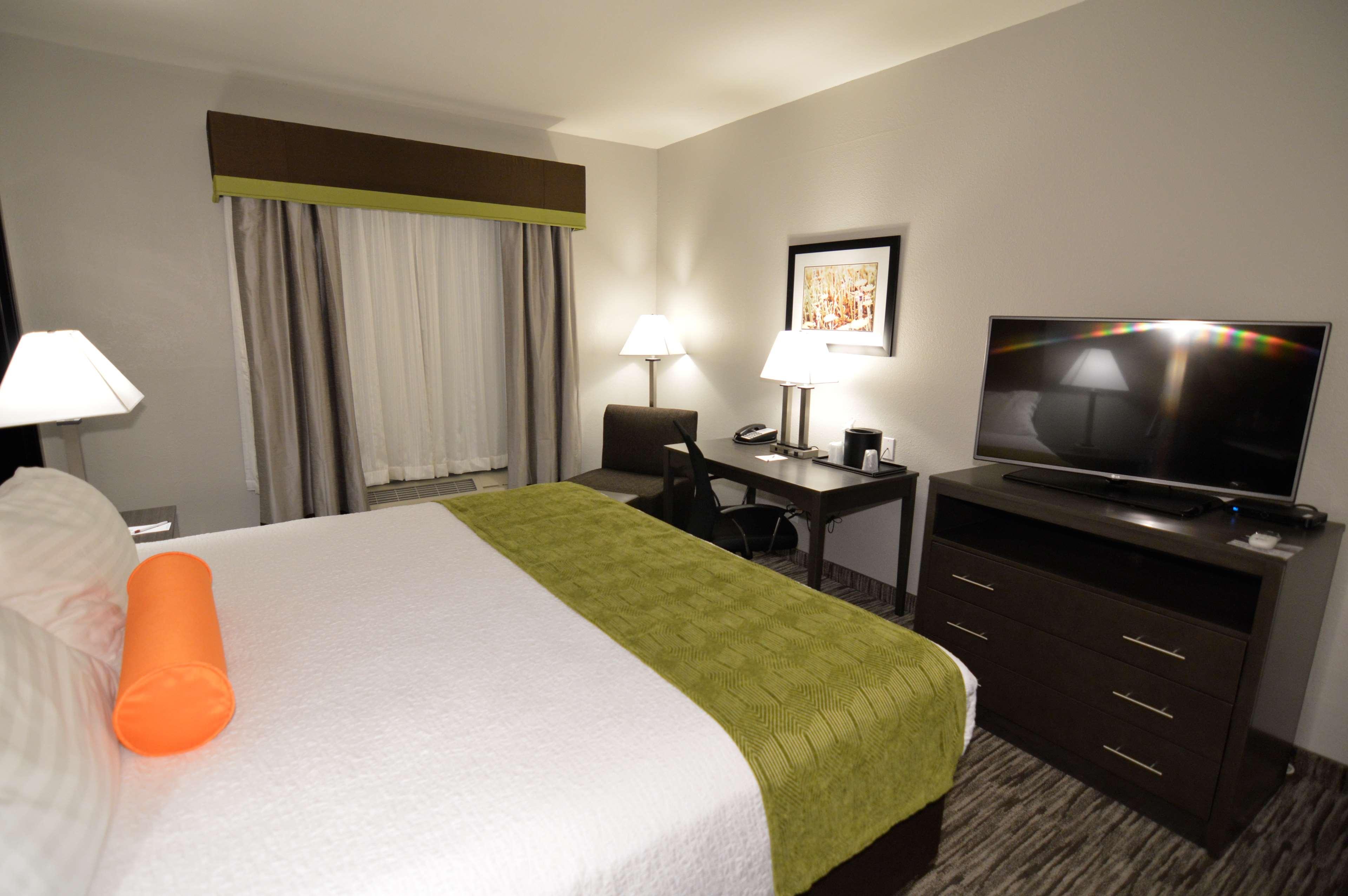 Best Western Plus Liberal Hotel & Suites Ngoại thất bức ảnh