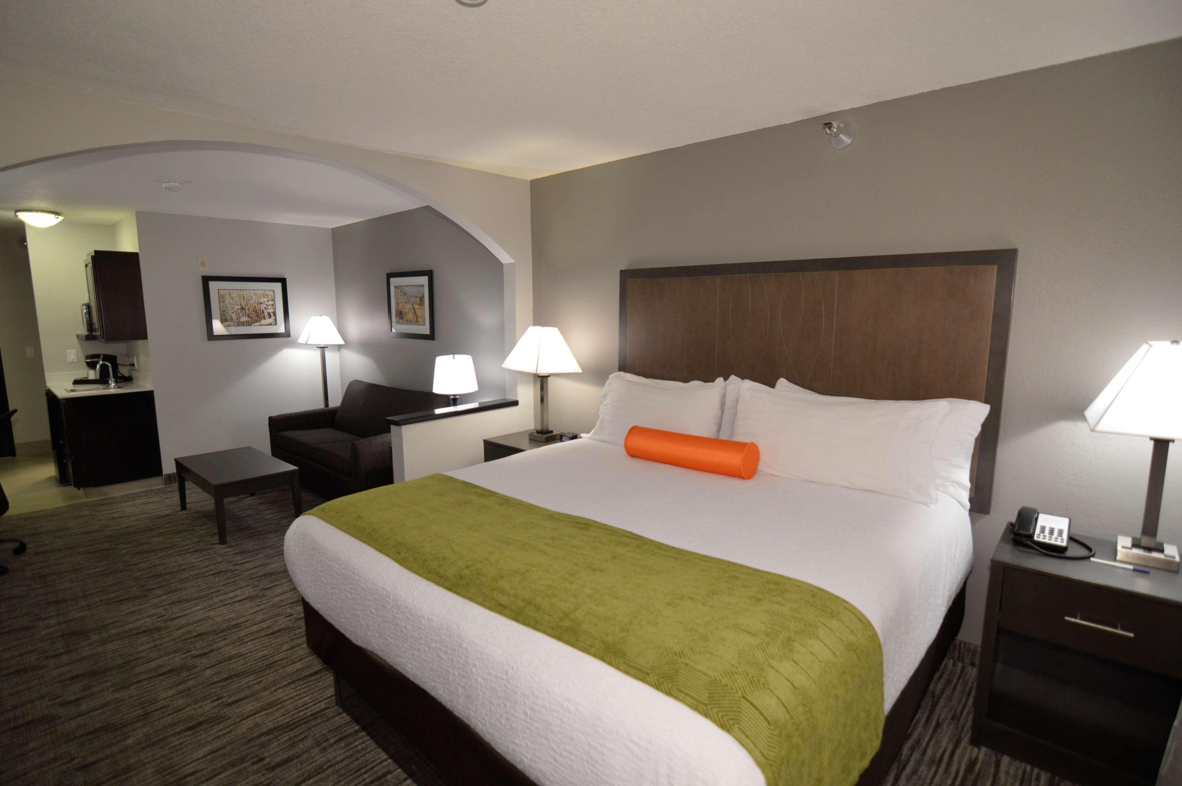 Best Western Plus Liberal Hotel & Suites Ngoại thất bức ảnh