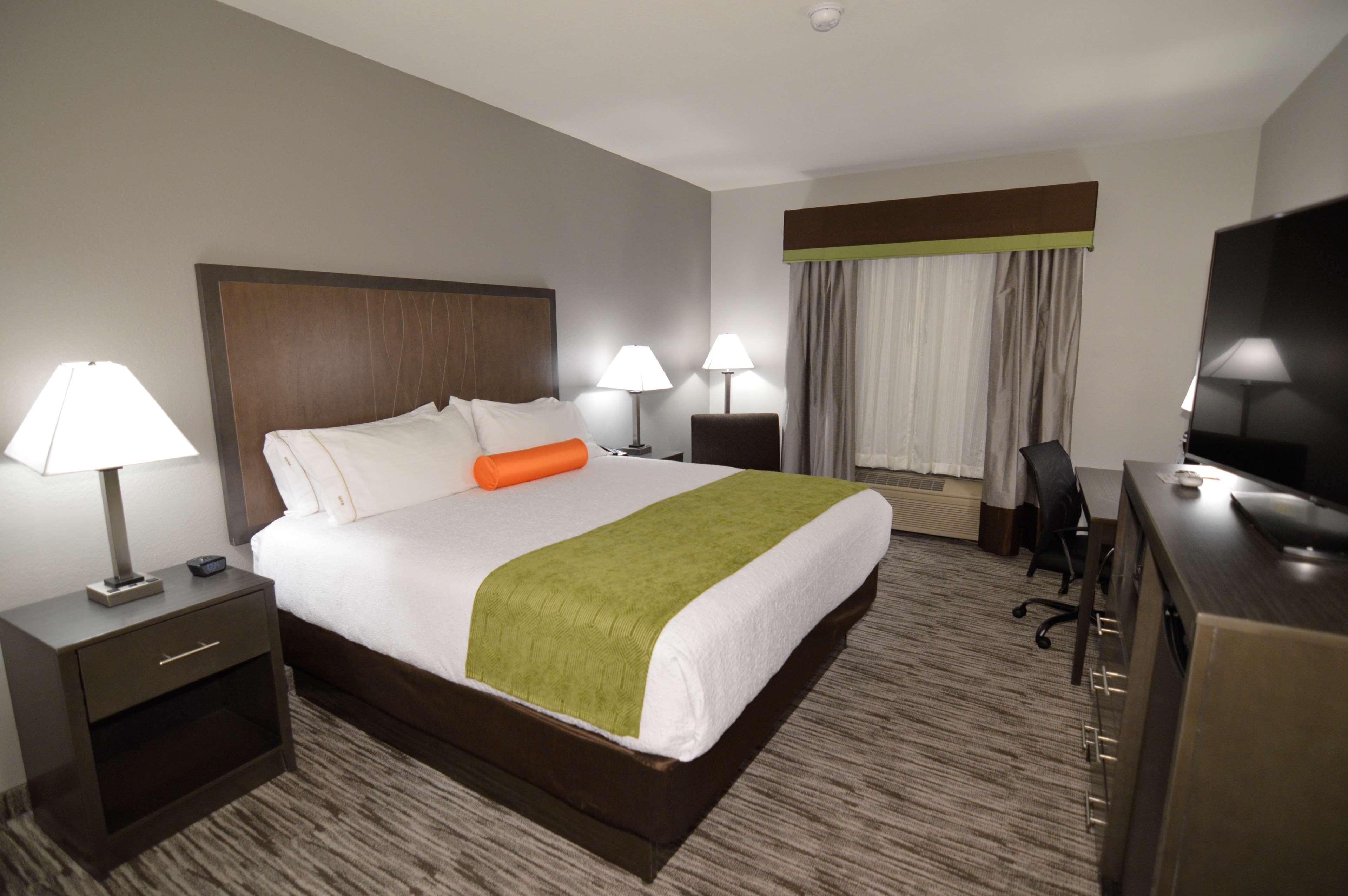 Best Western Plus Liberal Hotel & Suites Ngoại thất bức ảnh
